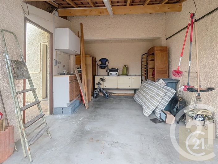 Image No.15-3 Bed House for sale
