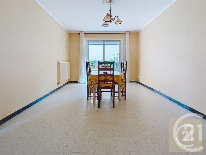 Image No.5-3 Bed House for sale