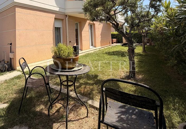 Image No.3-Appartement de 2 chambres à vendre à Antibes