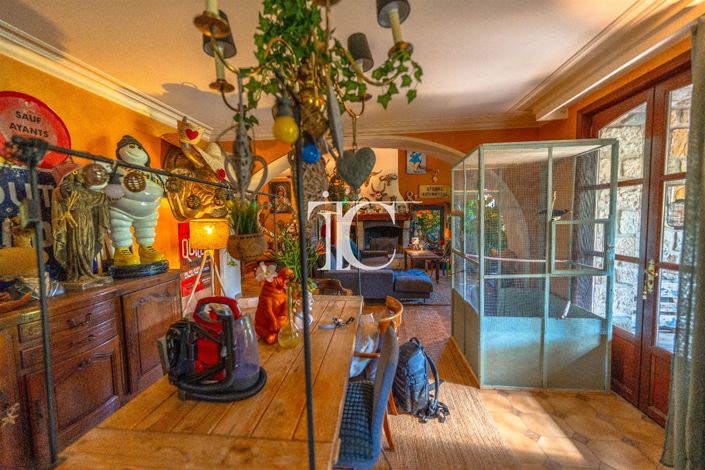 Image No.5-2 Bed House for sale