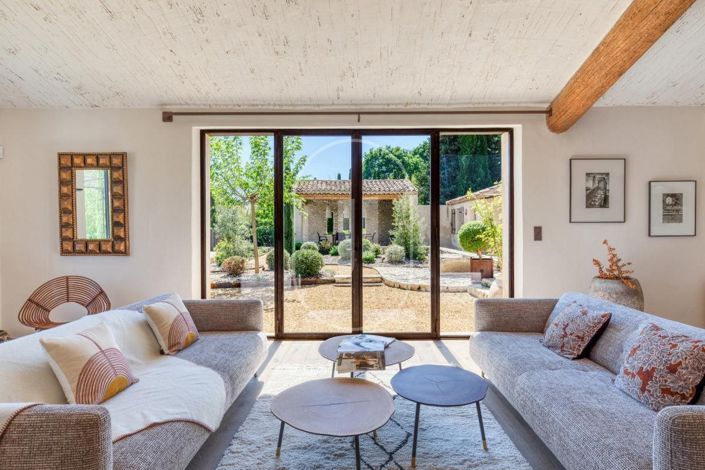 Image No.4-5 Bed House for sale