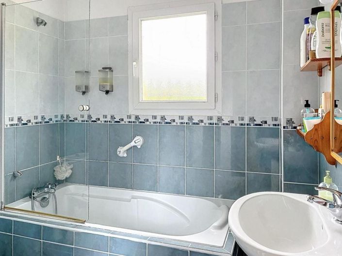 Image No.13-3 Bed House for sale