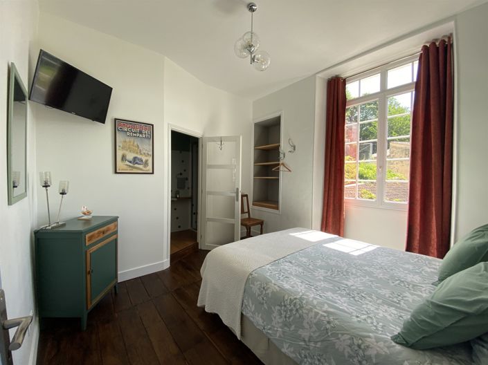Image No.9-4 Bed House for sale