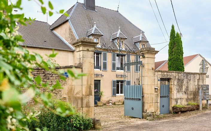 Image No.2-Maison de 4 chambres à vendre à Franche-Comté