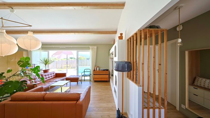 Image No.10-3 Bed House for sale