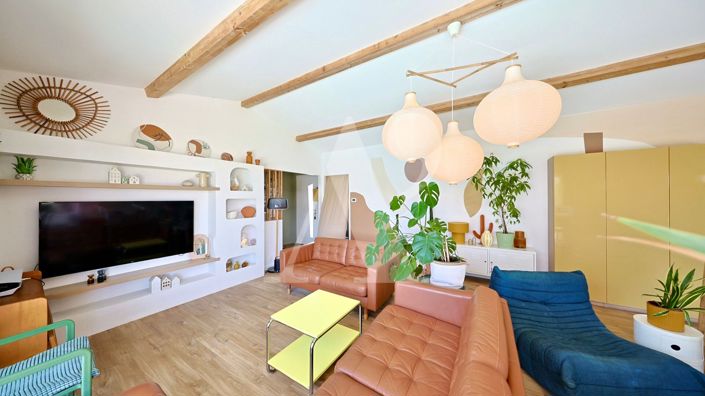 Image No.6-3 Bed House for sale