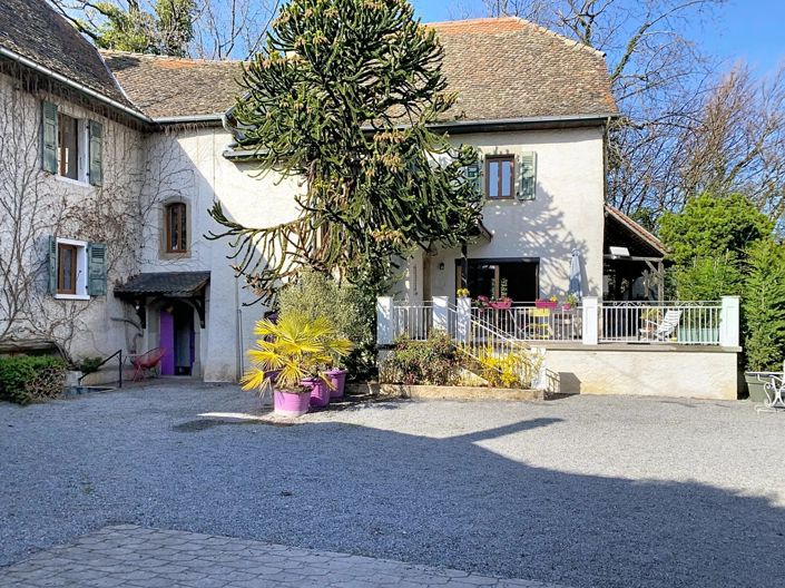 Image No.2-5 Bed House for sale