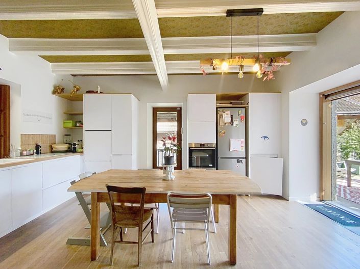 Image No.5-5 Bed House for sale