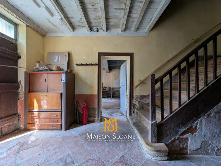 Image No.7-5 Bed House for sale