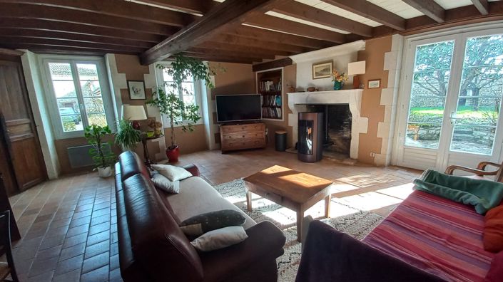 Image No.3-4 Bed House for sale