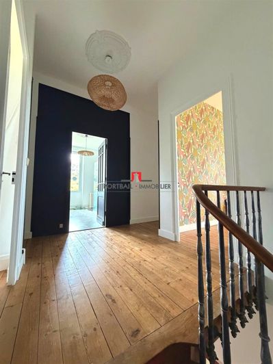 Image No.10-5 Bed House for sale