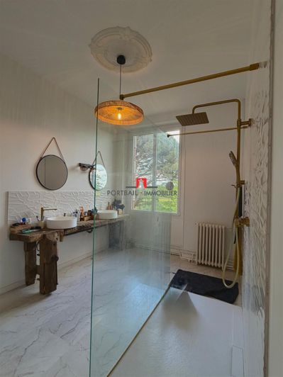 Image No.13-5 Bed House for sale