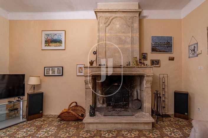 Image No.7-2 Bed House for sale
