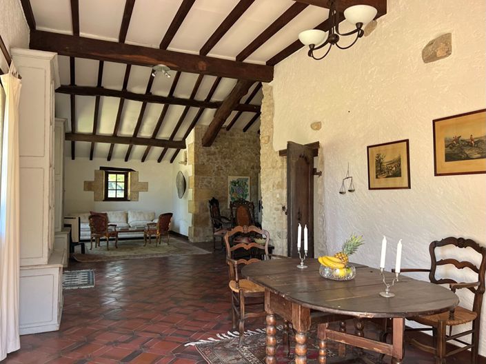 Image No.11-7 Bed House for sale