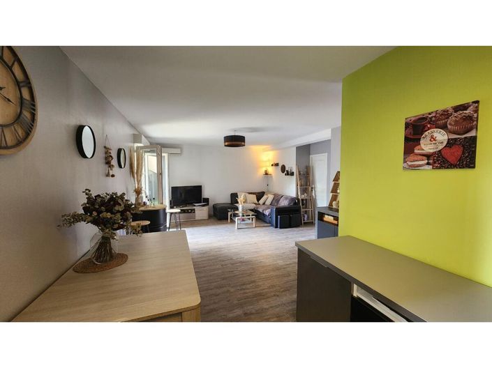Image No.3-Appartement de 2 chambres à vendre à Le Haillan