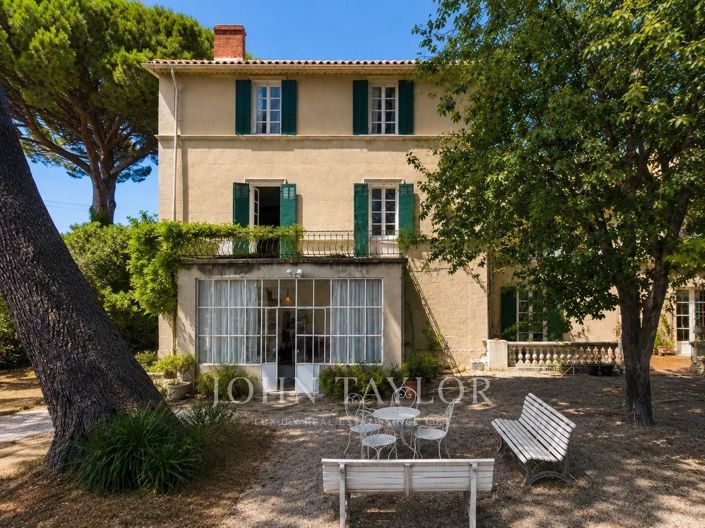 Image No.2-12 Bed House for sale