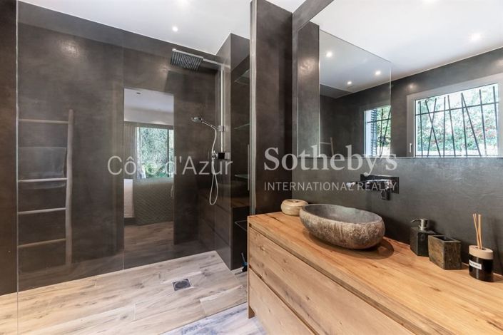 Image No.19-Propriété de 4 chambres à vendre à Mougins