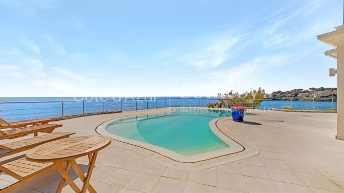 Image No.3-5 Bed House for sale