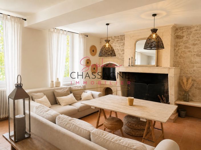 Image No.8-5 Bed House for sale