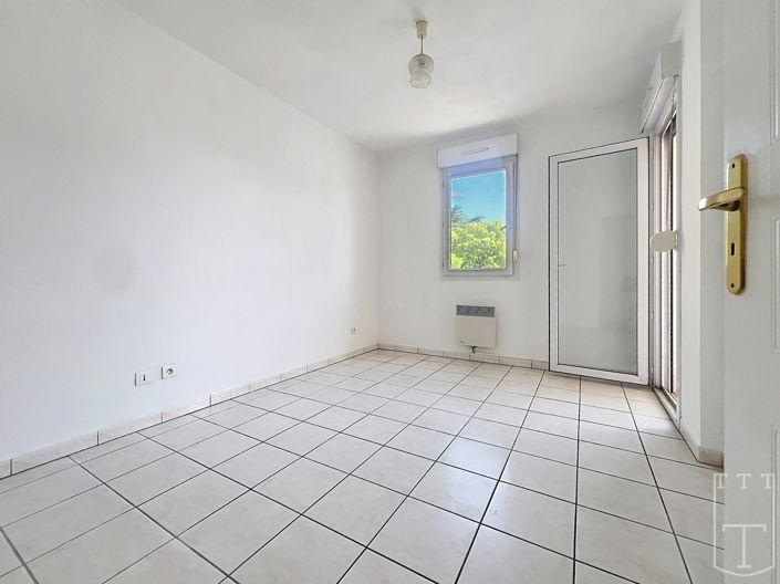 Image No.9-1 Bed Apartment for sale