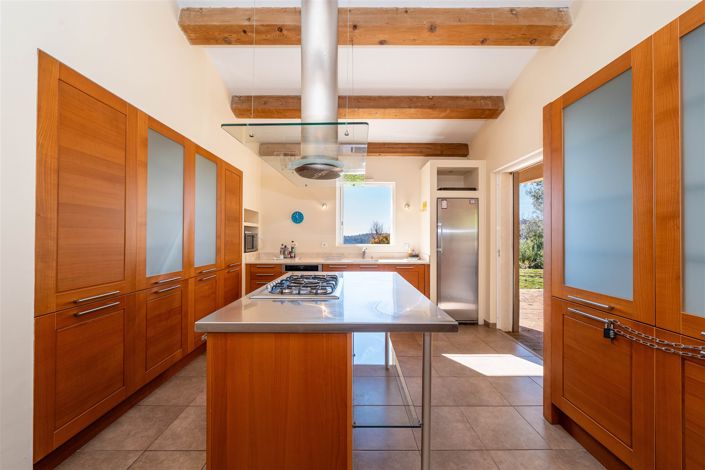 Image No.10-4 Bed House for sale