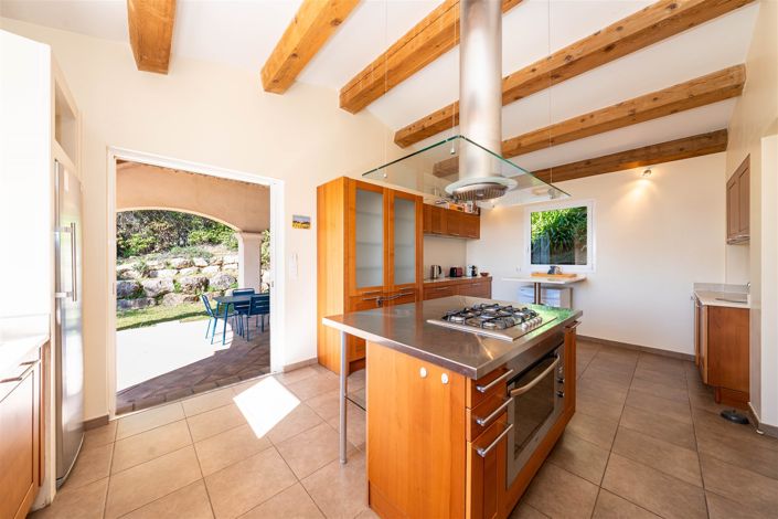 Image No.13-4 Bed House for sale