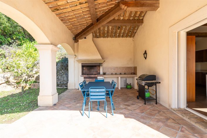 Image No.14-4 Bed House for sale