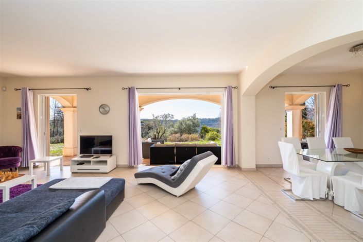 Image No.7-4 Bed House for sale