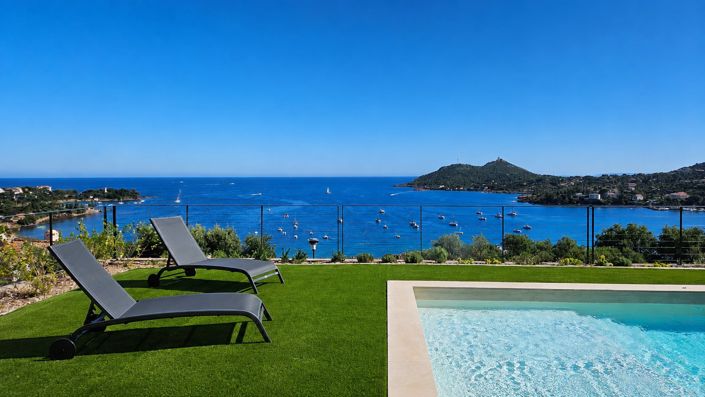 Image No.2-Propriété de 6 chambres à vendre à Saint-Raphael