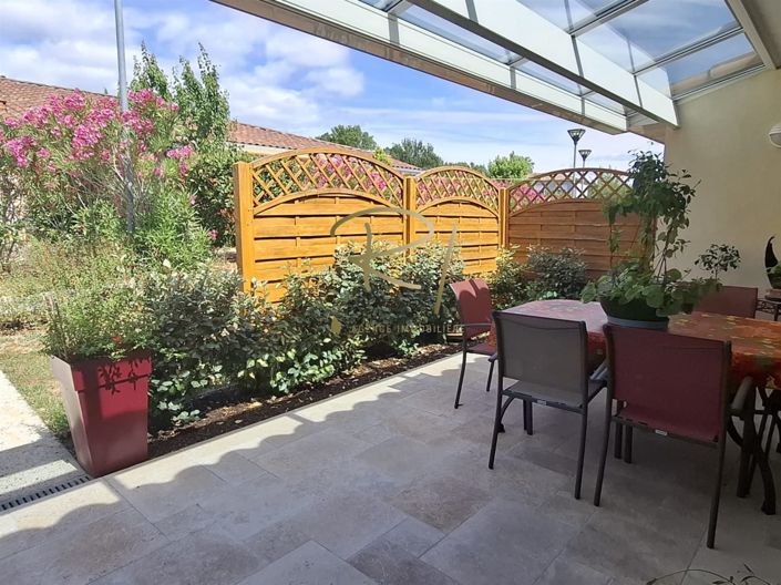 Image No.11-2 Bed House for sale