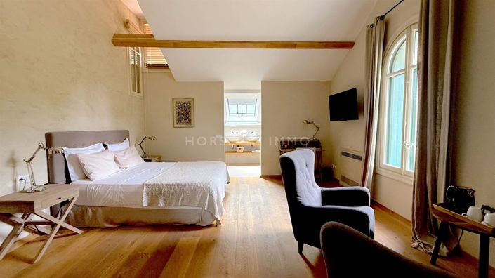 Image No.19-Propriété de 8 chambres à vendre à Aigues-Mortes