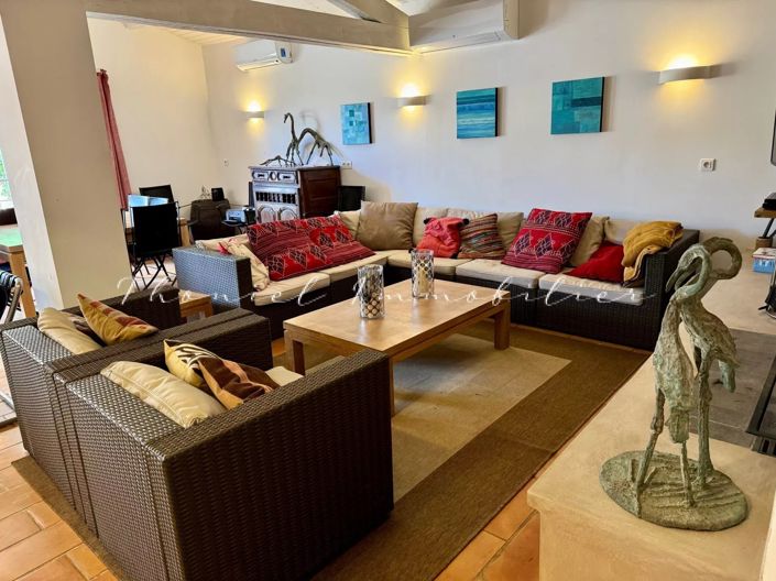 Image No.5-6 Bed House for sale