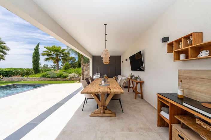 Image No.11-4 Bed House for sale