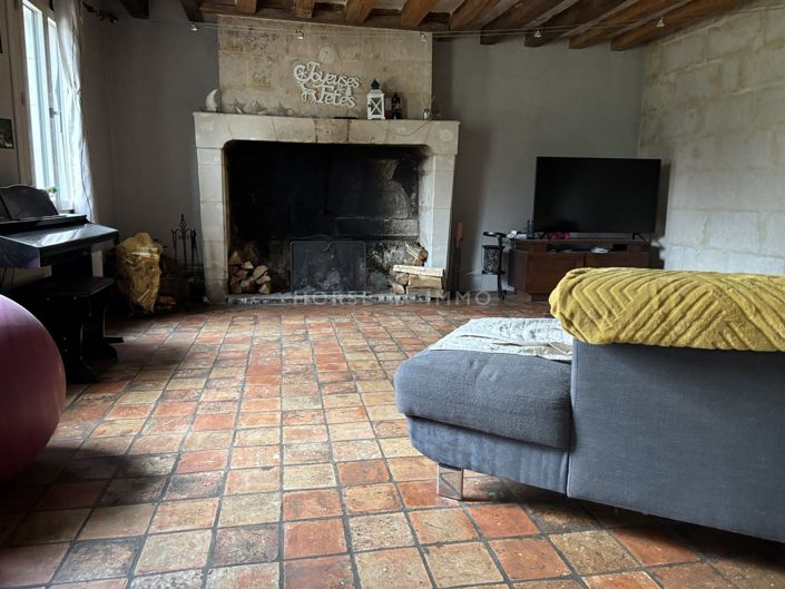 Image No.6-5 Bed House for sale