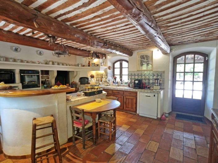 Image No.10-4 Bed House for sale
