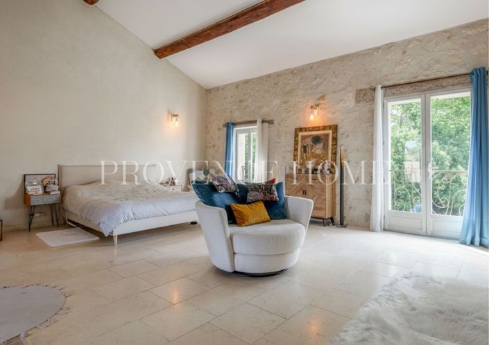 Image No.8-5 Bed House for sale