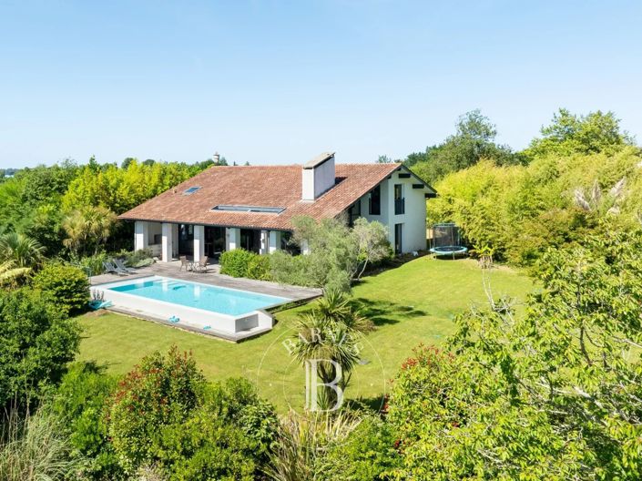 Image No.4-4 Bed House for sale