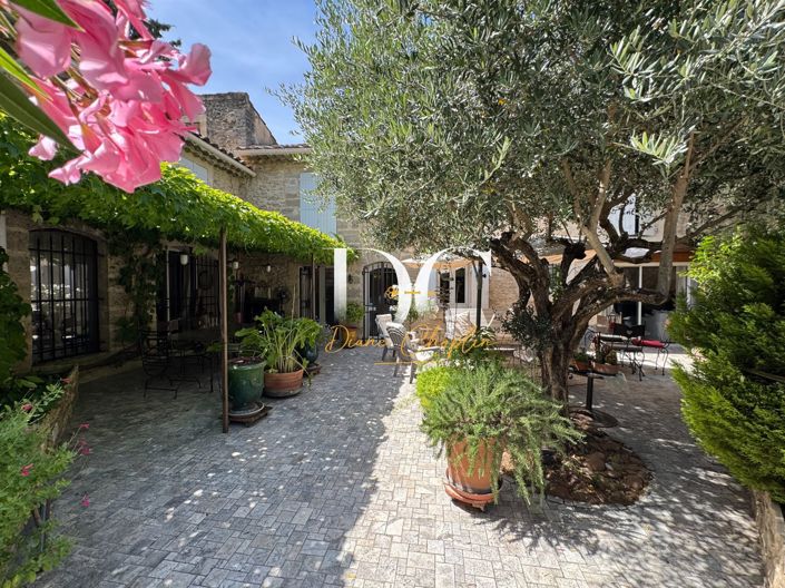 Image No.17-4 Bed House for sale