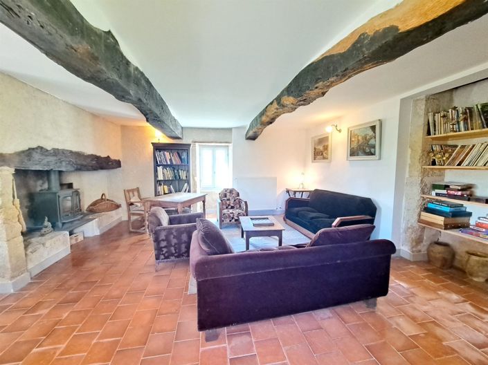 Image No.7-6 Bed House for sale