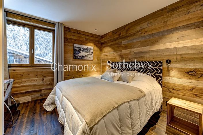 Image No.13-5 Bed House for sale