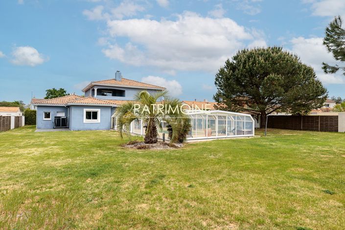 Image No.9-4 Bed House for sale