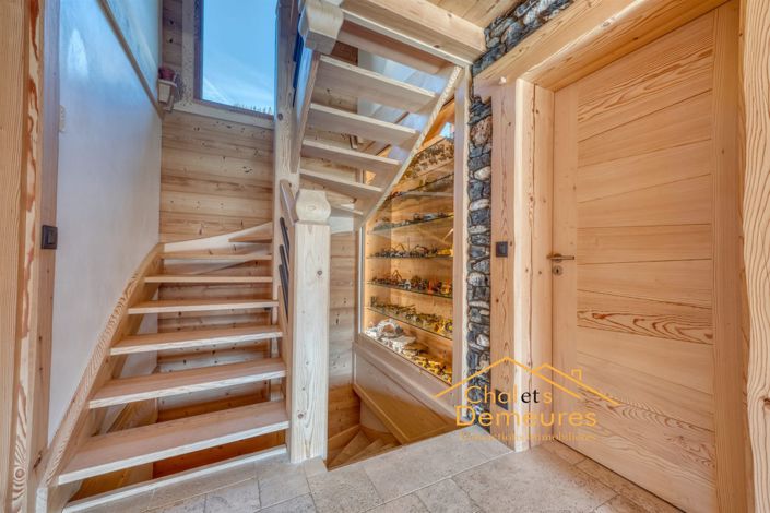Image No.14-4 Bed House for sale