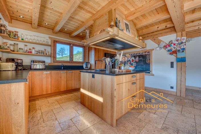 Image No.6-4 Bed House for sale