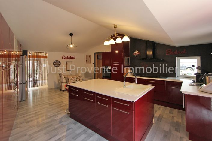 Image No.4-3 Bed House for sale