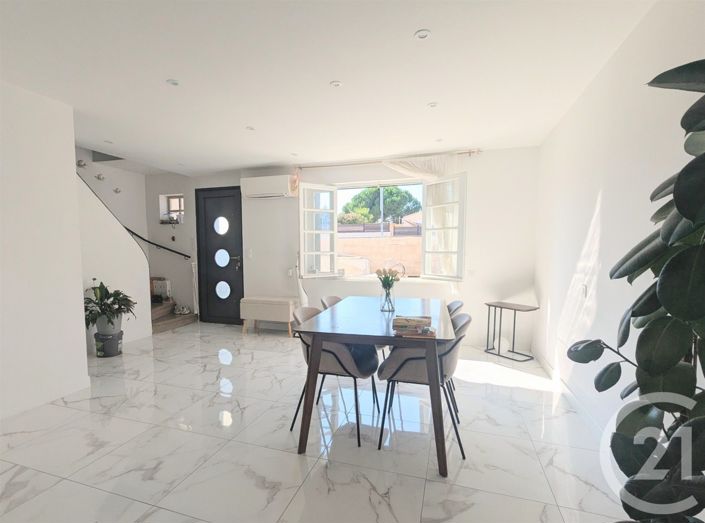 Image No.3-3 Bed House for sale