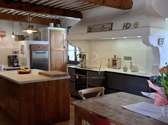 Image No.6-7 Bed House for sale