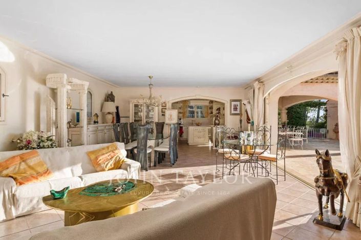 Image No.15-5 Bed House for sale