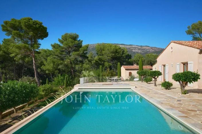 Image No.7-5 Bed House for sale