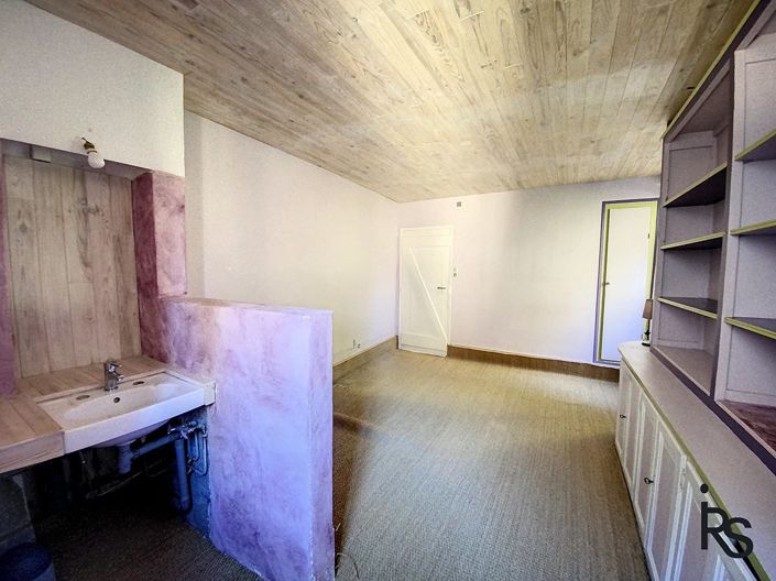 Image No.14-2 Bed House for sale