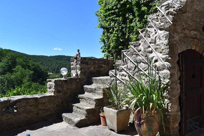 Image No.4-2 Bed House for sale